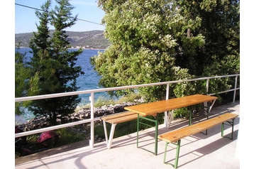 Hrvaška Privát Ražanj, Eksterier